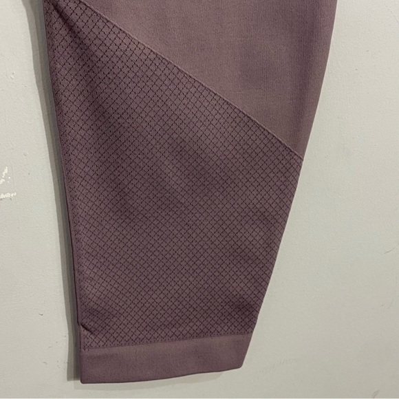 LULULEMON Ebb to Street Legging Frosted Mulberry 10 - Picture 10 of 10